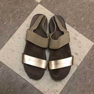 Munro American Sandals